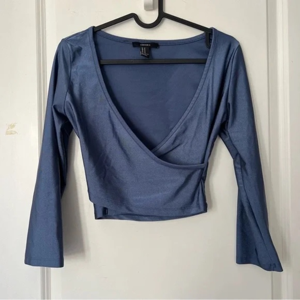Forever 21 3/4 Sleeve Cross Crop top Blue Metallic